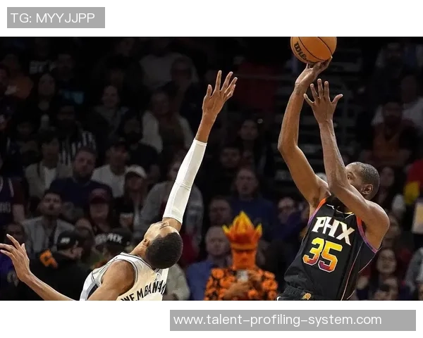 文班亚马谈比赛风格：后仰跳投固然可行但更看重传球给空位队友